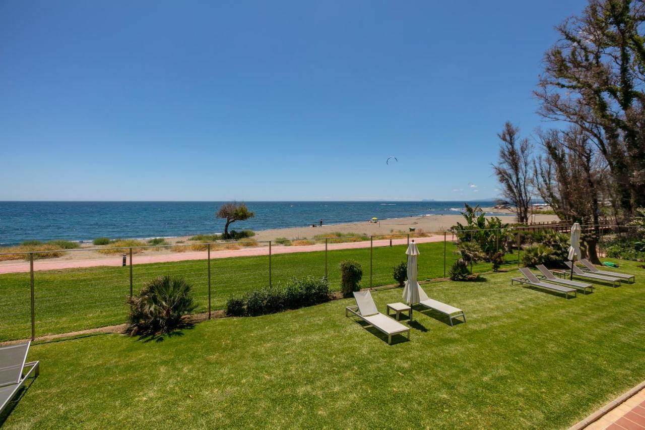 Appt 401-3-Bed-Heaven Beach-Paseo-All Year Heated Pool-Free Bikes Estepona Exterior foto
