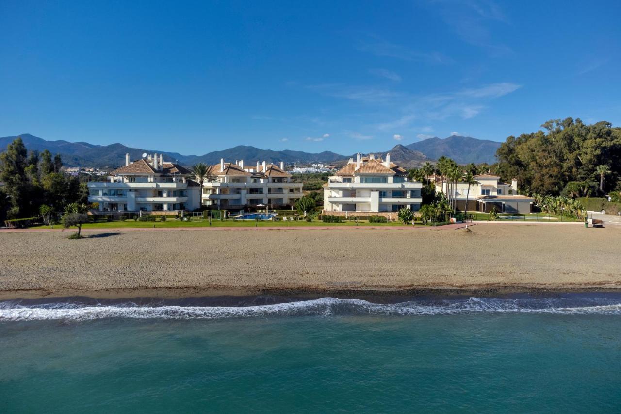 Appt 401-3-Bed-Heaven Beach-Paseo-All Year Heated Pool-Free Bikes Estepona Exterior foto