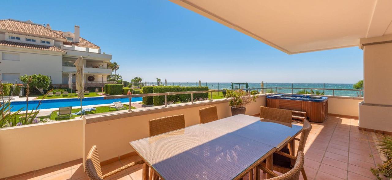 Appt 401-3-Bed-Heaven Beach-Paseo-All Year Heated Pool-Free Bikes Estepona Exterior foto