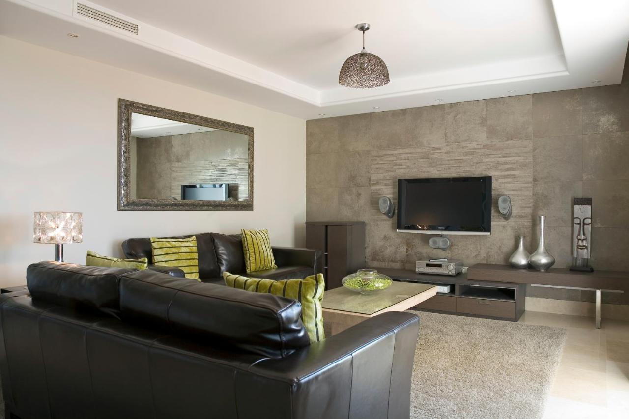 Appt 401-3-Bed-Heaven Beach-Paseo-All Year Heated Pool-Free Bikes Estepona Exterior foto